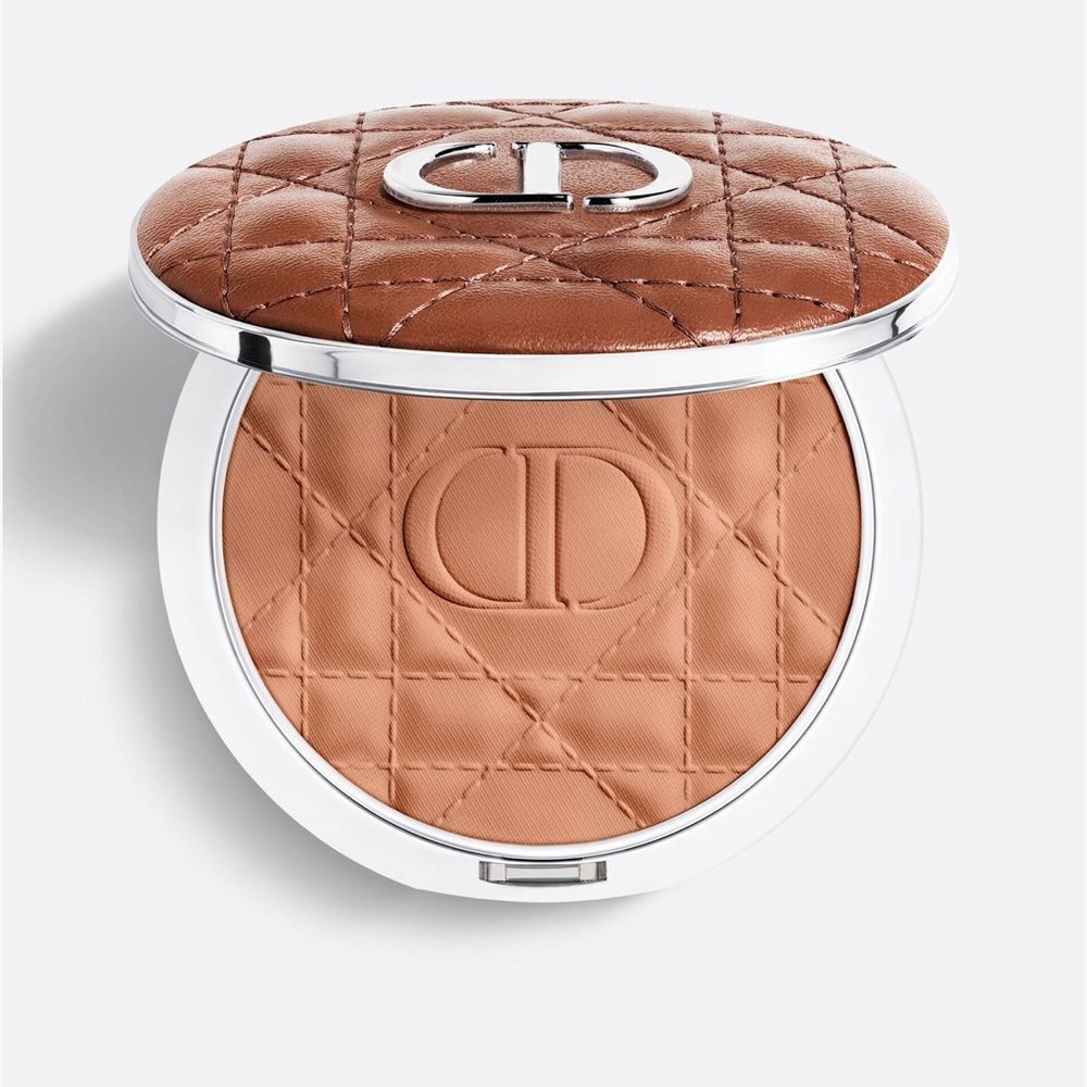 Dior Forever Nude Bronze in Medium Matte